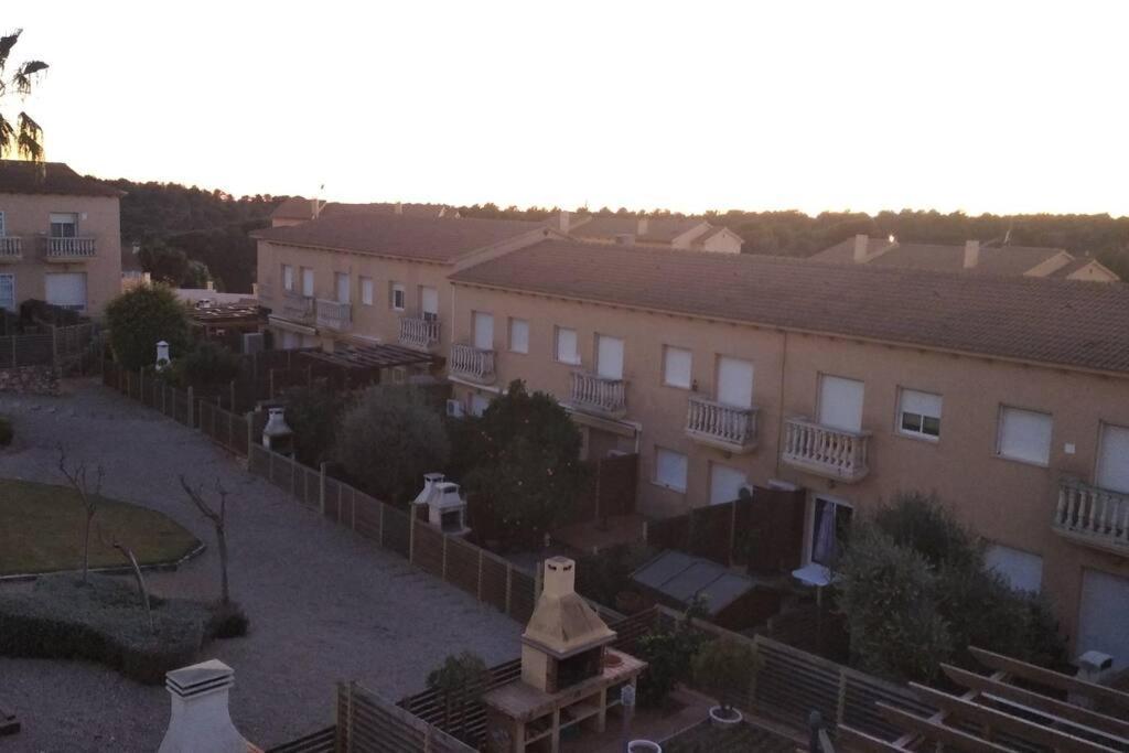 فيلا Fantastica Casa Con Piscina Y Playa ,Torredembarra-Tarragona Pobla de Montornés المظهر الخارجي الصورة